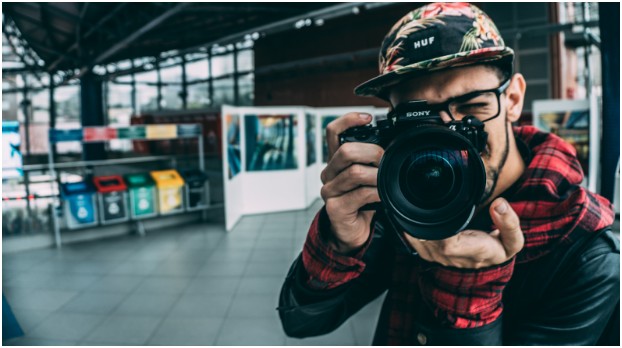 How Do I Start Selling Photography (Without Feeling Awkward)