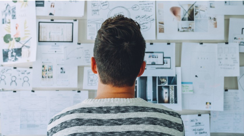 What Should an Entrepreneur Do to Develop a Business Plan