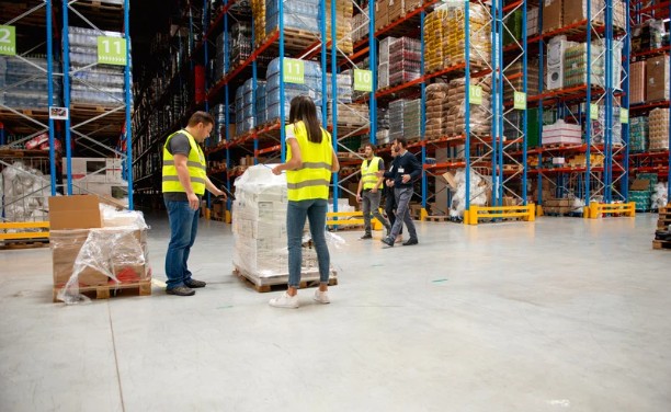Explore Shared Warehouse Space